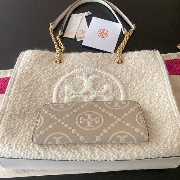 *NWT* Tory Burch Ella Chain Tote - Color is New Cream - Picture 16 of 17